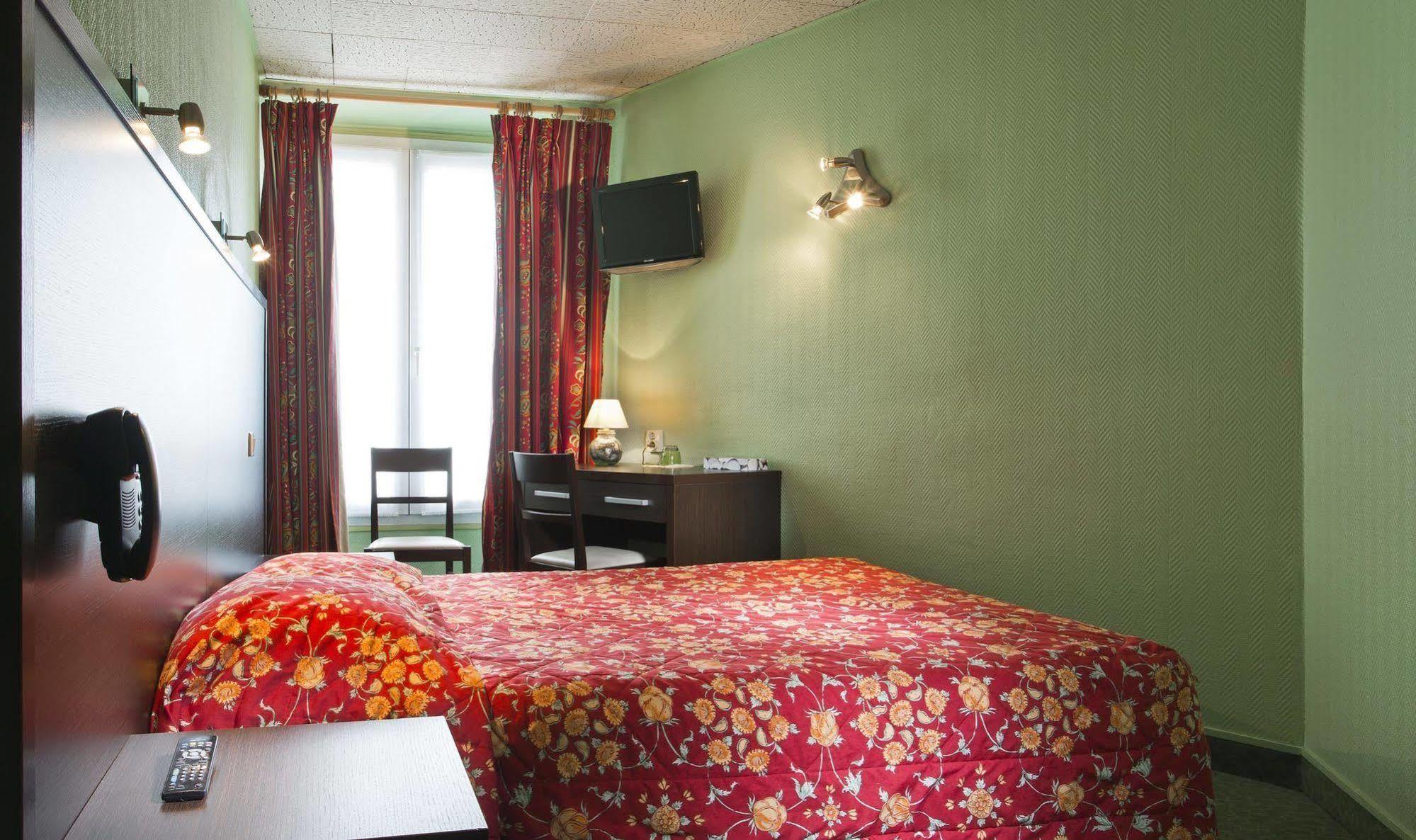 פריז 9Hotel Bastille-Lyon מראה חיצוני תמונה